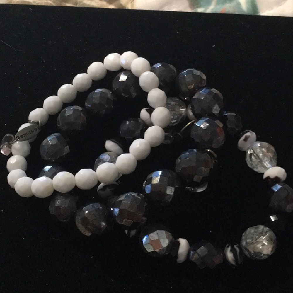 Set of 3 Sabika Stretch Bracelets